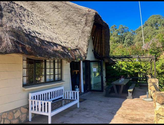 4 BEDROOM HOUSE FOR SALE IN UNDERBERG